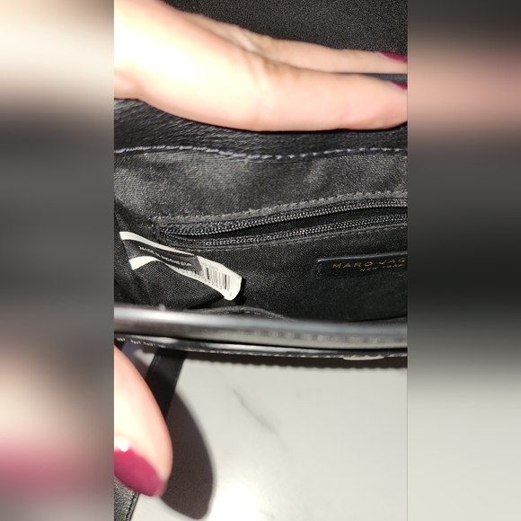 Rarely Used Marc Jacobs Crossbody with Tag - Picture 8 of 14